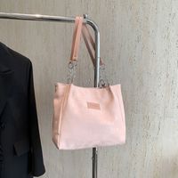 Women's Medium Pu Leather Solid Color Basic Classic Style Zipper Shoulder Bag main image 5