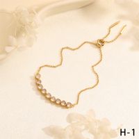 Wholesale Simple Style Commute Round Square Heart Shape Copper Plating Inlay 18K Gold Plated Zircon Bracelets sku image 8