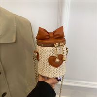 Women's Small Straw Heart Shape Solid Color Cute Basic Bowknot Cylindrical Zipper Crossbody Bag main image video