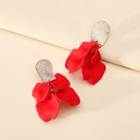 1 Pair Elegant Luxurious Sweet Petal Alloy Dangling Earrings sku image 13