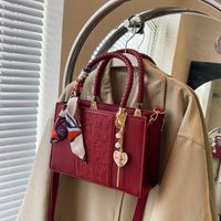 Women's Medium Pu Leather Flower Vintage Style Classic Style Zipper Crossbody Bag main image 4