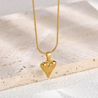 1 Par Casual Lindo Estilo Clásico Pentagrama Forma De Corazón Enchapado Ahuecar Acero Inoxidable 304 Acero Titanio Chapados en oro de 18k Pendientes De Aro sku image 8