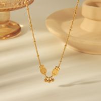 Wholesale Casual Vintage Style Heart Shape Petal Fish 304 Stainless Steel Copper 18K Gold Plated Pendant Necklace main image 2