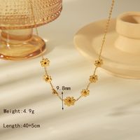 Wholesale Casual Vintage Style Heart Shape Petal Fish 304 Stainless Steel Copper 18K Gold Plated Pendant Necklace sku image 4