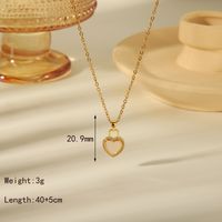Wholesale Casual Vintage Style Heart Shape Petal Fish 304 Stainless Steel Copper 18K Gold Plated Pendant Necklace sku image 1