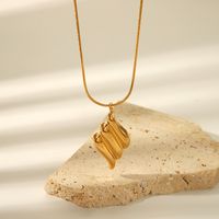 304 Stainless Steel 18K Gold Plated Pastoral Simple Style Classic Style Plating Letter Water Ripples Vegetable Pendant Necklace main image 6