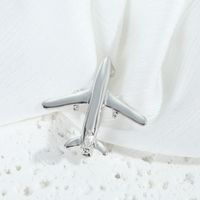 Simple Style Airplane Alloy Women's Brooches 1 Piece main image 1