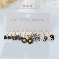 1 Set Cute Luxurious Letter Asymmetrical Alloy Ear Hook sku image 1