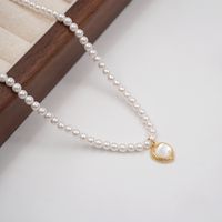 Glam Vintage Style Classic Style Heart Shape Imitation Pearl Titanium Steel Copper Beaded Plating Inlay Shell Gold Plated Women's Pendant Necklace main image 2
