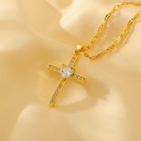 Wholesale Shiny Cross Copper Plating Inlay 18K Gold Plated Crystal Pendant Necklace sku image 3