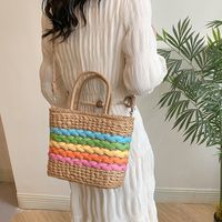 Women's Medium Straw Stripe Vacation Beach Weave Zipper Straw Bag main image 2