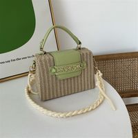 Women's Medium Straw Color Block Solid Color Vacation Beach Weave Magnetic Buckle Straw Bag main image 4