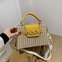 Women's Medium Straw Color Block Solid Color Vacation Beach Weave Magnetic Buckle Straw Bag sku image 2