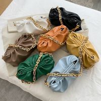 Women's Medium Pu Leather Solid Color Streetwear Cloud Shape Lock Clasp Underarm Bag main image video