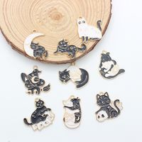 1 Piece 1.7*3cm Alloy Moon Cat Pendant main image 1