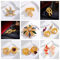 Elegant Classical Animal Flower Petal Alloy Inlay Rhinestones Women's Brooches main image 11