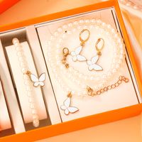 Elegant Romantic Shiny Butterfly Artificial Pearls Rhinestones Arylic Alloy Wholesale Jewelry Set main image 4