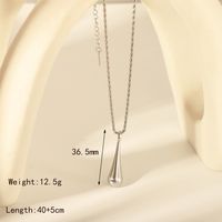 304 Stainless Steel 18K Gold Plated Vintage Style Exaggerated Formal Water Droplets Pendant Necklace sku image 4