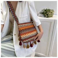 Women's Medium Special Geometric Ethnic Style Tassel Zipper Crossbody Bag main image 4