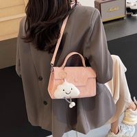 Women's Pu Leather Clouds Solid Color Classic Style Sewing Thread Zipper Flip Cover Handbag Crossbody Bag main image 3