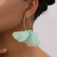 1 Pair Sweet Simple Style Petal Alloy Plastic Cloth Ear Studs main image 5