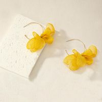 1 Pair Sweet Simple Style Petal Alloy Plastic Cloth Ear Studs main image 9