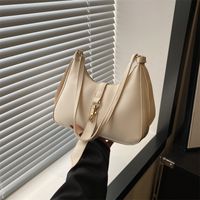 Women's Pu Leather Solid Color Classic Style Hook Loop Underarm Bag main image 5