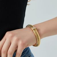 Exaggerated Romantic Simple Style Geometric 304 Stainless Steel 18K Gold Plated Artificial Rhinestones Bangle In Bulk main image 4