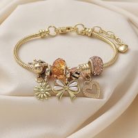 Wholesale Jewelry Luxurious Pastoral Heart Shape Butterfly Daisy Alloy Rhinestone Copper Rhinestones Inlay Bracelets sku image 2