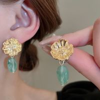 1 Pair Vintage Style Simple Style Flower Alloy Resin Drop Earrings main image 6