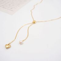 304 Stainless Steel Freshwater Pearl Titanium Steel Gold Plated Casual Vacation Simple Style Handmade Heart Shape Pendant Necklace main image 5