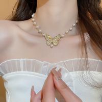 Vintage Style Sweet Butterfly Imitation Pearl Alloy Beaded Women's Pendant Necklace main image 4