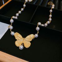 Vintage Style Sweet Butterfly Imitation Pearl Alloy Beaded Women's Pendant Necklace main image 3