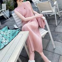 Women's Regular Dress Casual Simple Style Classic Style U Neck Round Neck Pleated Frill Ruched Sleeveless Simple Solid Color Midi Dress Daily Beach Date main image 5