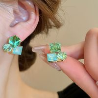 1 Pair Sweet Simple Style Geometric Inlay Alloy Crystal Ear Studs main image 1