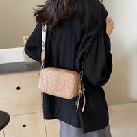 Women's Pu Leather Solid Color Classic Style Sewing Thread Zipper Crossbody Bag main image 4