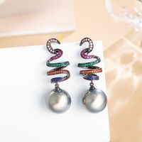 1 Pair Elegant Simple Style Shiny Round Spiral Stripe Plating Inlay Copper Pearl Zircon White Gold Plated Drop Earrings main image 4