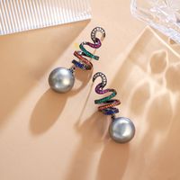 1 Pair Elegant Simple Style Shiny Round Spiral Stripe Plating Inlay Copper Pearl Zircon White Gold Plated Drop Earrings main image 5