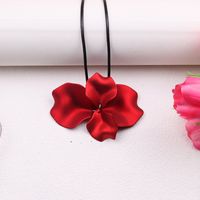 Elegant Blume Aryl Pu-Leder Sprühfarbe Frau Halskette Mit Anhänger sku image 5