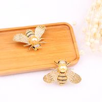 Simple Style Classic Style Bee Alloy Inlay Rhinestones Women's Brooches main image 4
