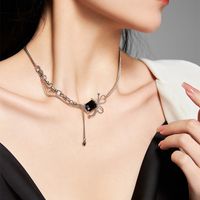 Vintage Style Cool Style Bow Knot Alloy Copper Inlay Zircon Women's Necklace main image 2
