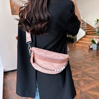 Women's Pu Leather Solid Color Punk Sewing Thread Dumpling Shape Zipper Shoulder Bag main image 7