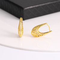 1 Par Elegante Hip Hop Forma De U Enchapado Embutido Cobre Circón Chapados en oro de 18k Aretes sku image 1