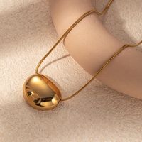 Edelstahl 304 Vergoldet Einfacher Stil Pendeln Überzug Einfarbig Halskette Mit Anhänger main image 1