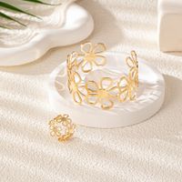 Basic Modern Style Classic Style Flower 14K Gold Plated Alloy Wholesale Rings Bracelets Jewelry Set main image 4