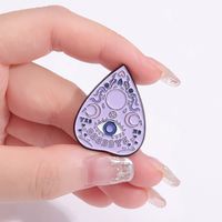 Cartoon Style Artistic Moon Eye Butterfly Alloy Stamping Stoving Varnish Plating Women's Brooches main image 4