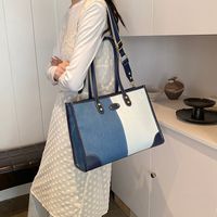 Women's Pu Leather Denim Color Block Classic Style Sewing Thread Zipper Tote Bag main image 4