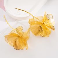 1 Paar Elegant Ferien Glänzend Blütenblatt Überzug Legierung Vergoldet Versilbert Tropfenohrringe main image 3