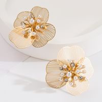 1 Pair Casual Vacation Flower Plating Alloy Gold Plated Silver Plated Ear Studs main image 4