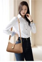 Women's Pu Leather Solid Color Classic Style Sewing Thread Zipper Shoulder Bag sku image 4